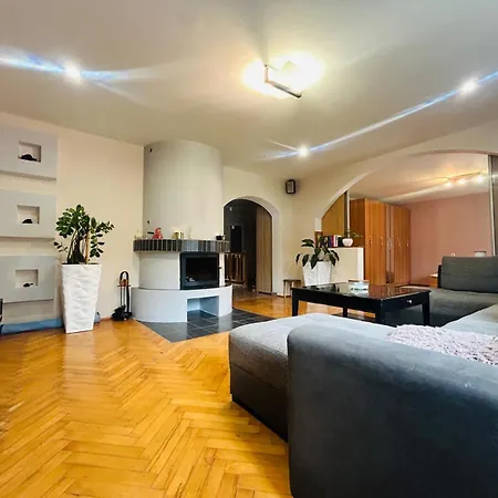 Calm House *
